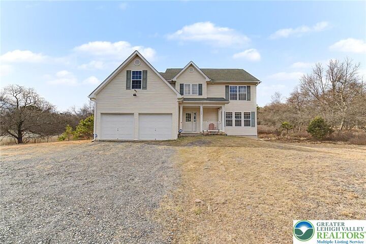 Property Photo:  546 Patten Circle  PA 18210 