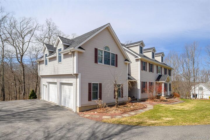 Property Photo:  17 Weldon Woods Connecticut Road  CT 06812 