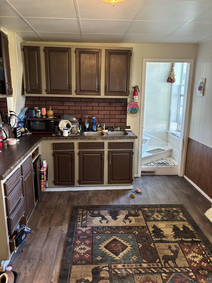 Property Photo:  4031 E 2nd St  WI 54880 