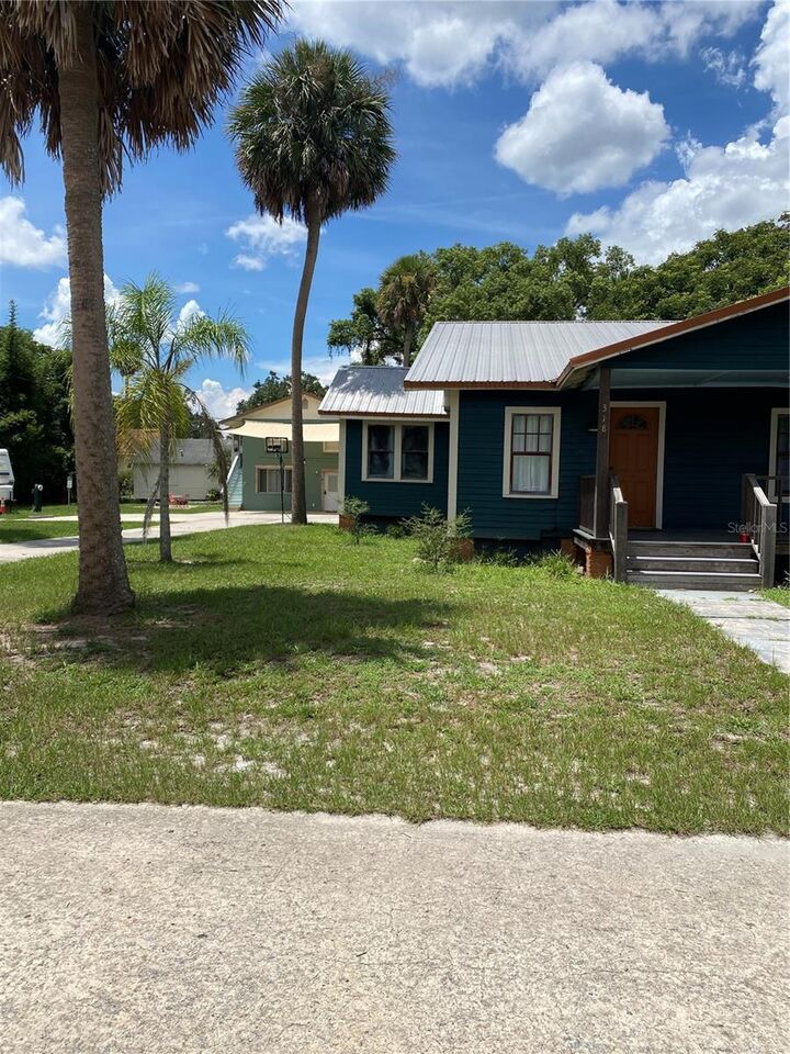 Property Photo:  318 S Clake Street  FL 32720 