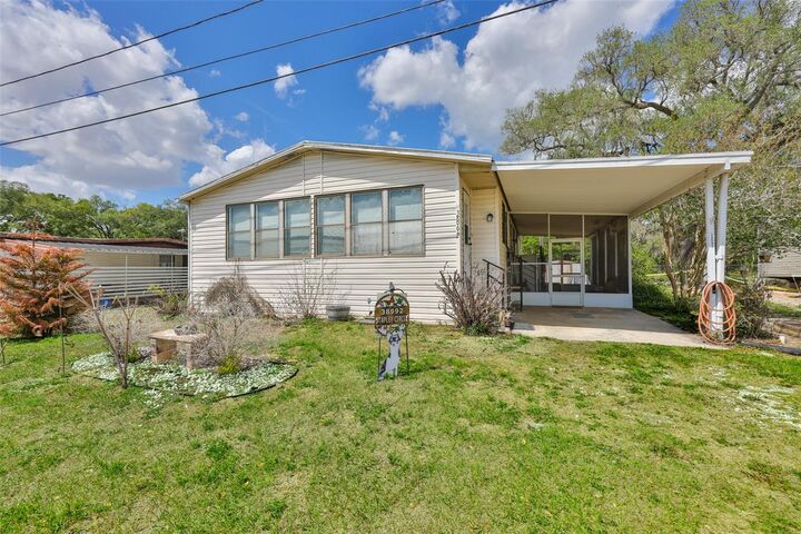 Property Photo:  38992 Stapley Circle  FL 33540 