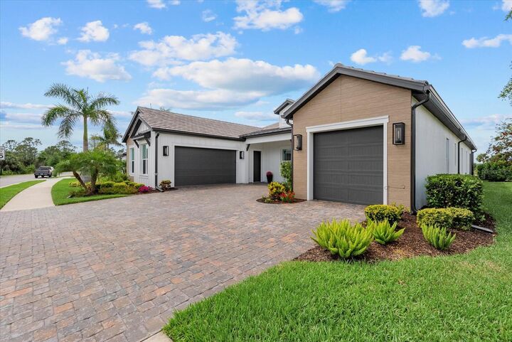 Property Photo:  18035 Home Run Drive  FL 34293 