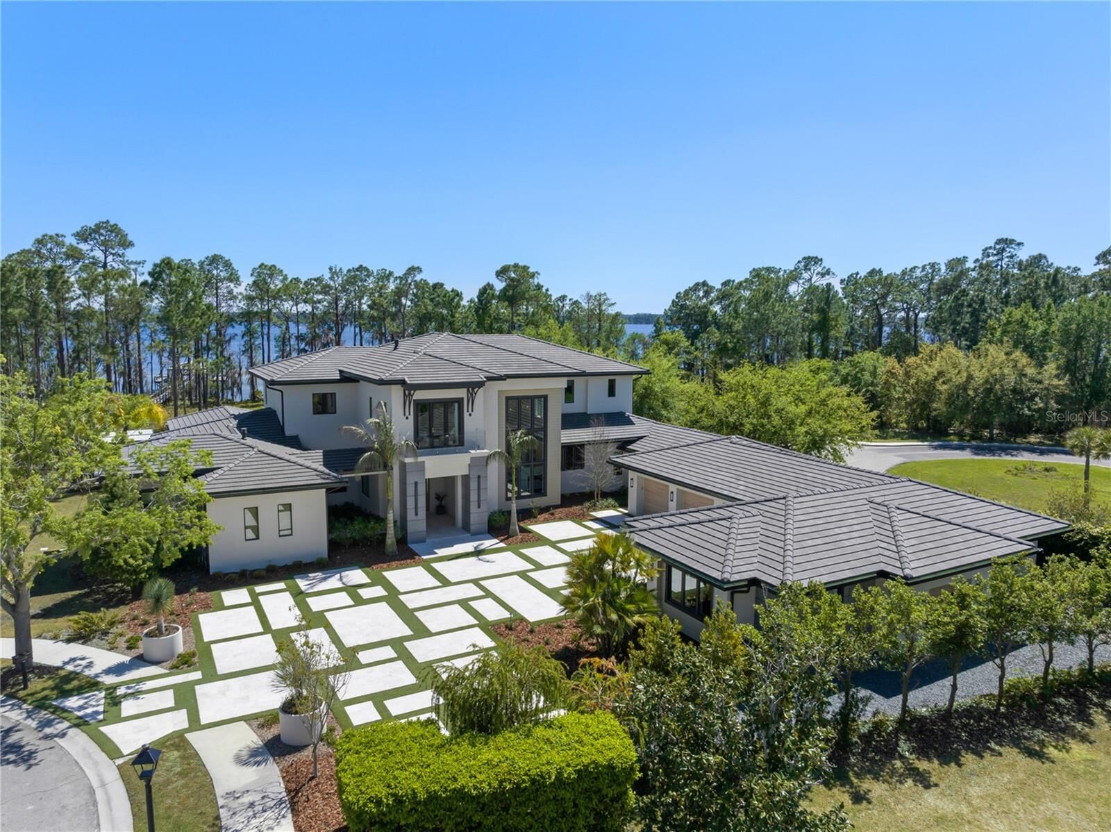 Property Photo: 8506 Lake Nona Shore Dr FL 32827