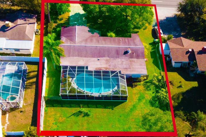 Property Photo:  805 S Keene Road  FL 33756 