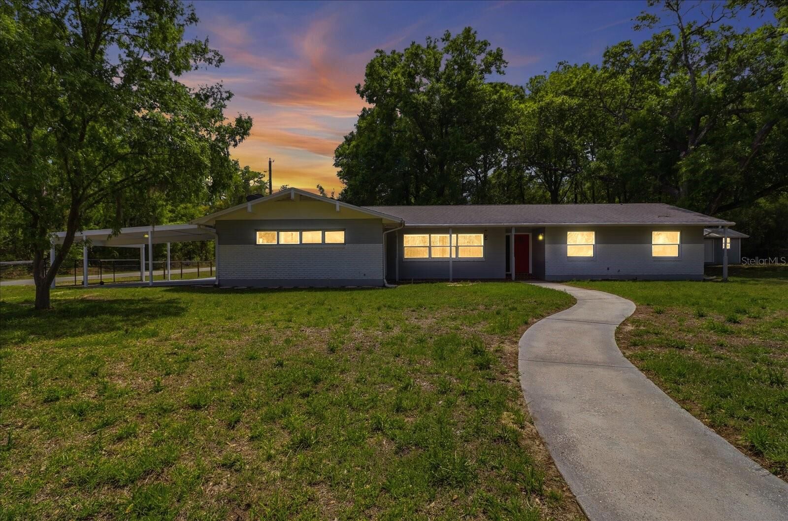 Property Photo:  24576 NW Falcon Avenue  FL 34431 