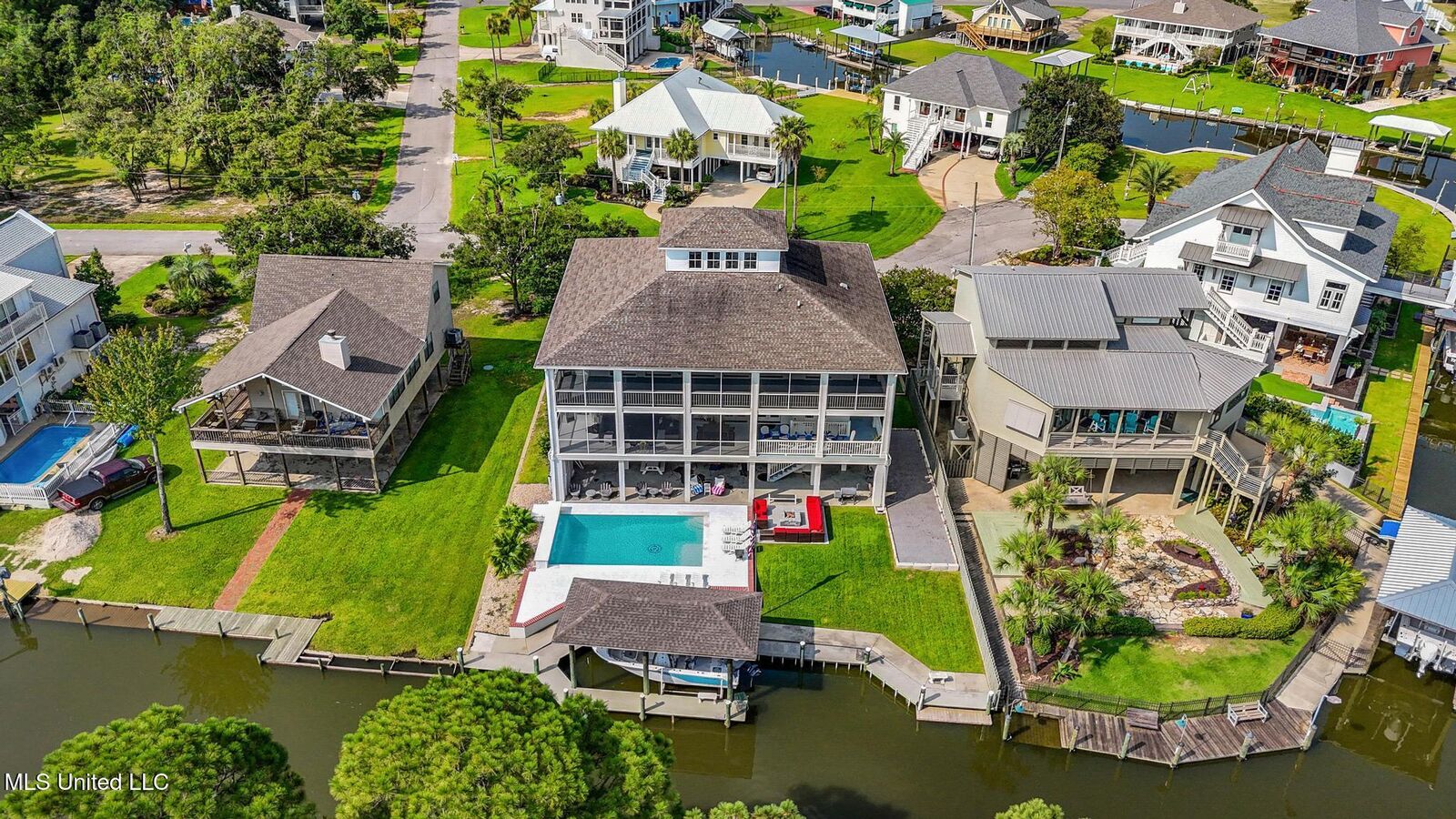 Property Photo:  106 Ashwood Drive  MS 39571 