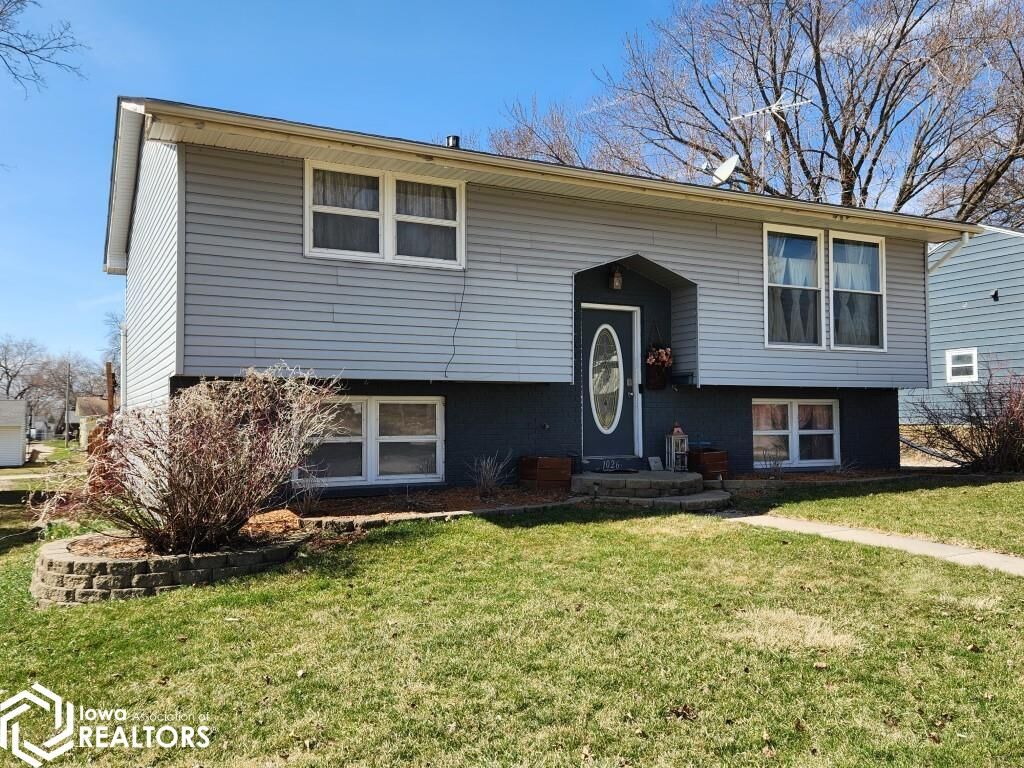 Property Photo:  1026 N Polk Avenue  IA 50401 