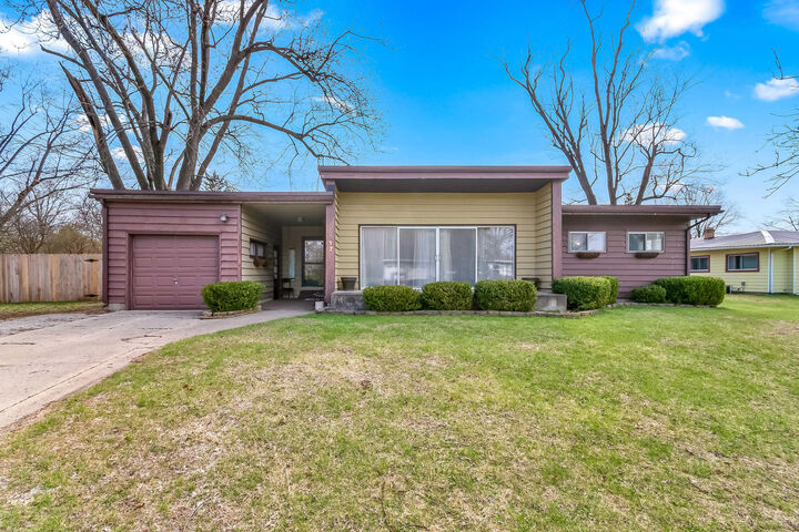 Property Photo:  117 Orchard Ridge Parkway  MI 49242 