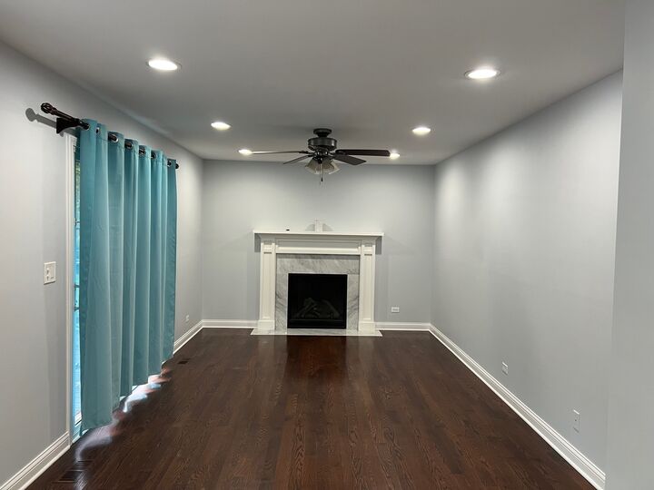 Property Photo:  926 Aspen Drive  IL 60148 