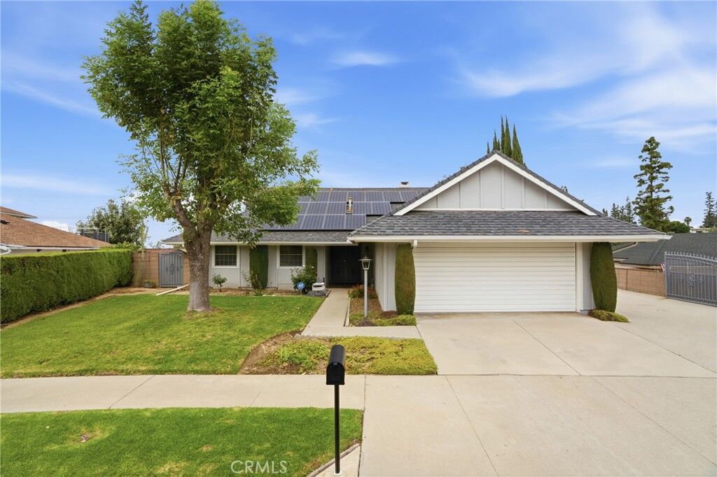 Property Photo: 2180 Durazno Drive CA 91745