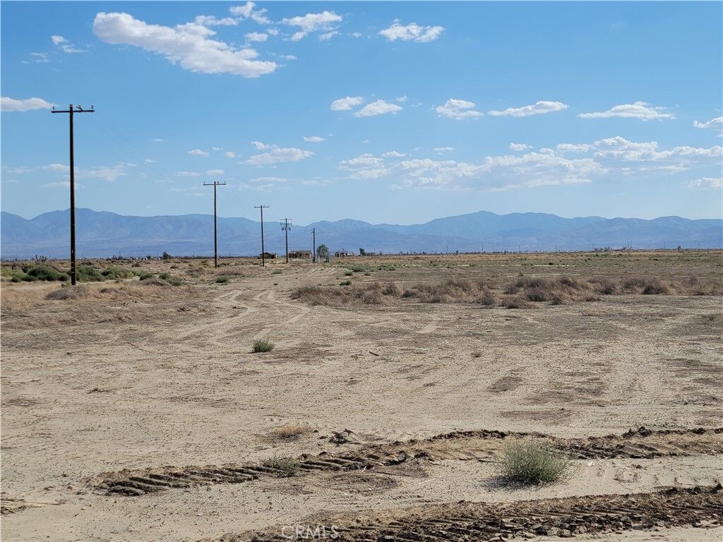 Property Photo:  70 E & Avenue J  CA 93535 