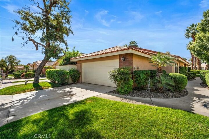 Property Photo:  255 Calle Del Verano  CA 92260 