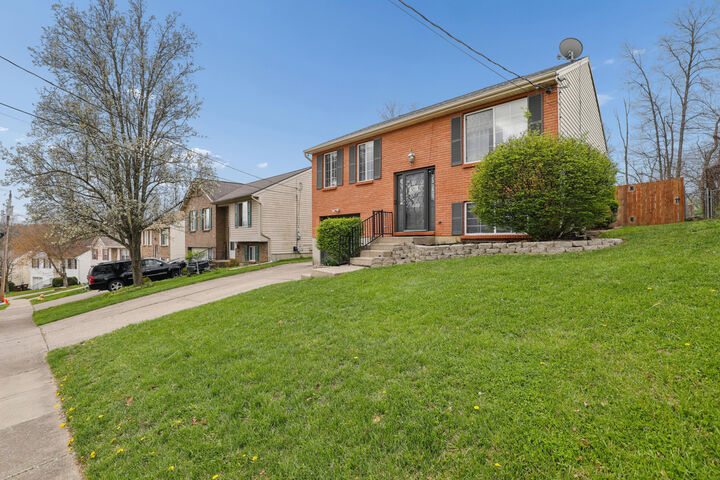 Property Photo:  449 Ripple Creek Drive  KY 41018 