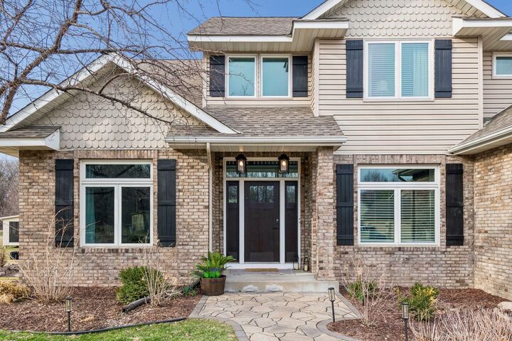 Property Photo:  1944 Creek View Court  MN 55317 