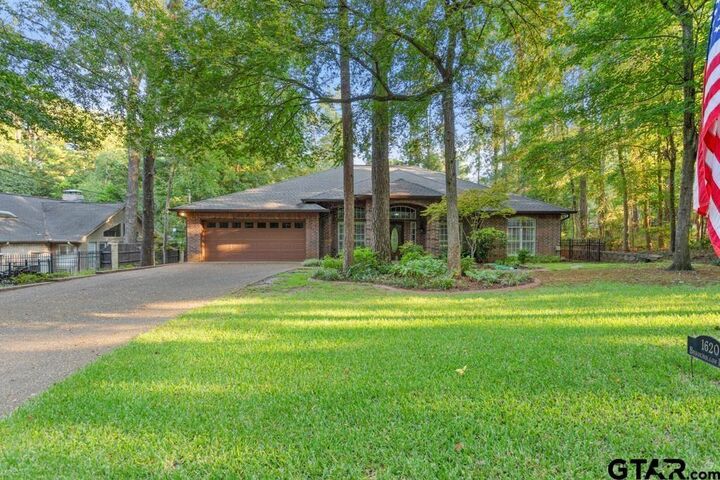 Property Photo:  1620 Brookhollow Drive  TX 75771 