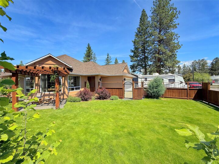 Property Photo: 389 Billiter Avenue BC V0X 1W0