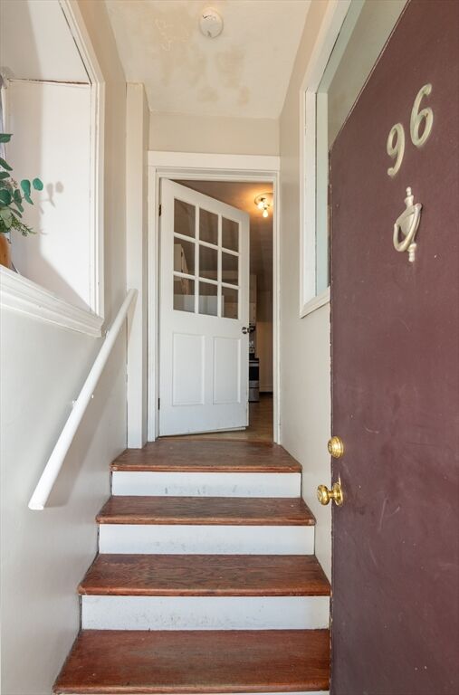 Property Photo:  96 Derby Street 1  MA 01970 