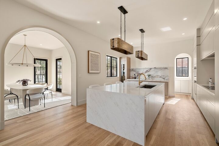 Property Photo:  458 Dudley Rd  MA 02459 