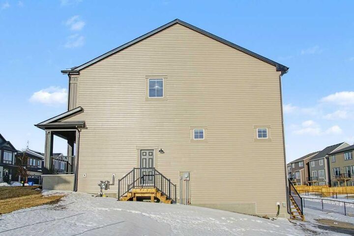 Property Photo:  3034 Southwinds Place SW  AB T4B 5T9 