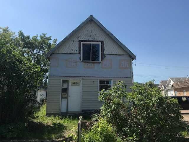 Property Photo:  10306 101 Street  AB T8S 1K1 