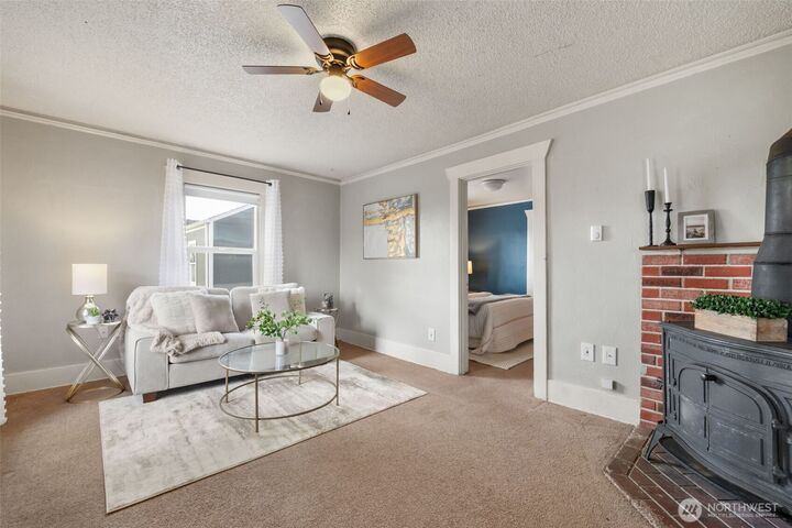 Property Photo:  3596 E Howe Street  WA 98404 