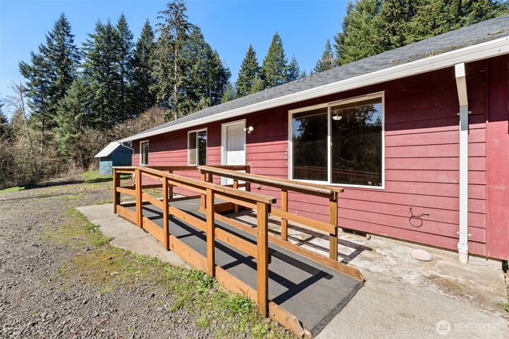 Property Photo:  110  Sunny Basin Road  WA 98611 