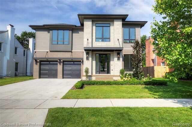 Property Photo:  394 S Glenhurst Drive  MI 48009 