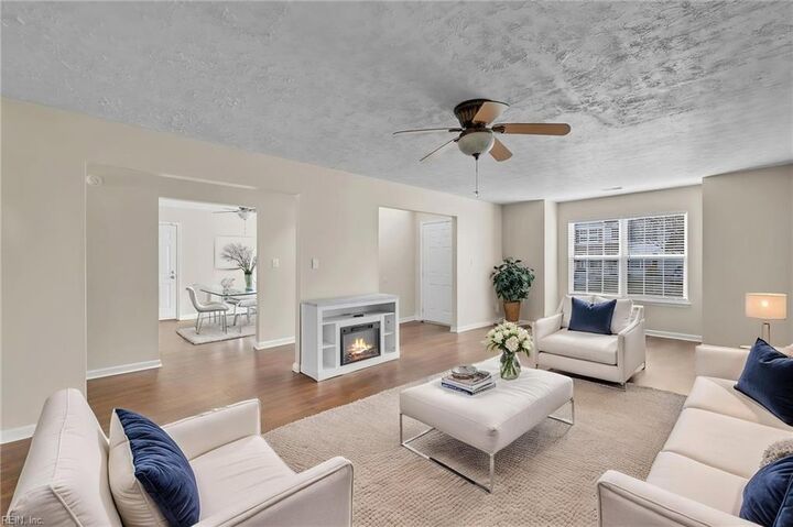 Property Photo:  746 Kings Ridge Dr  VA 23608 