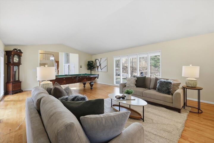 Property Photo:  1226 E Christmas Tree Ln  WA 99203 