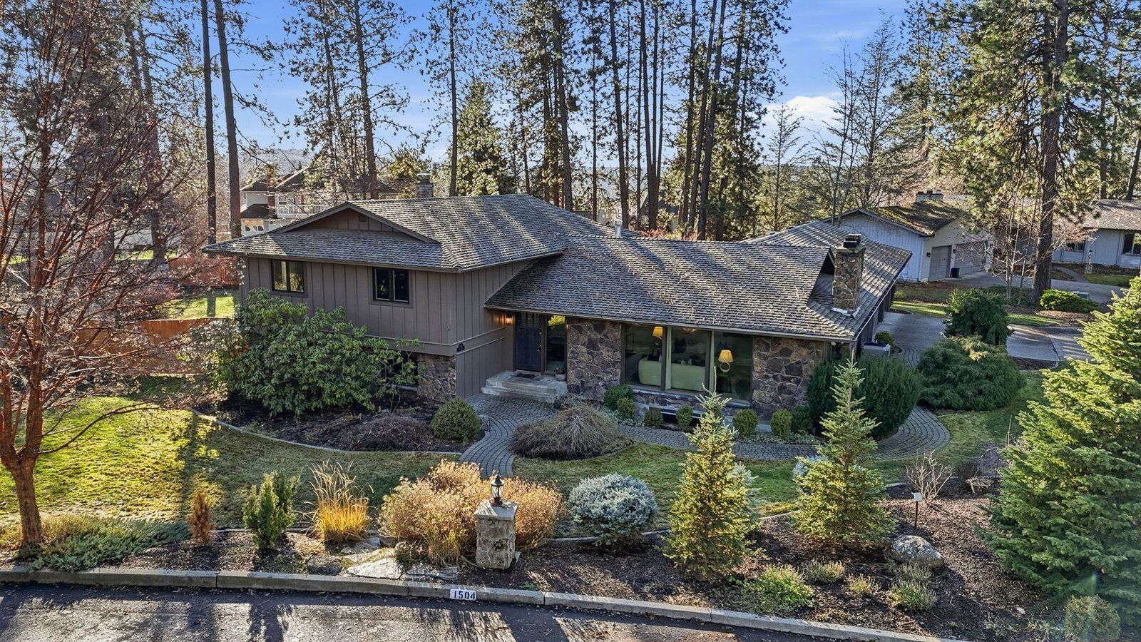 Property Photo:  1504 E 64th Ave  WA 99223 