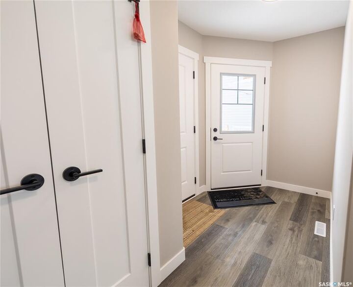 Property Photo:  3060 Dumont Way  SK S4V 3Z3 