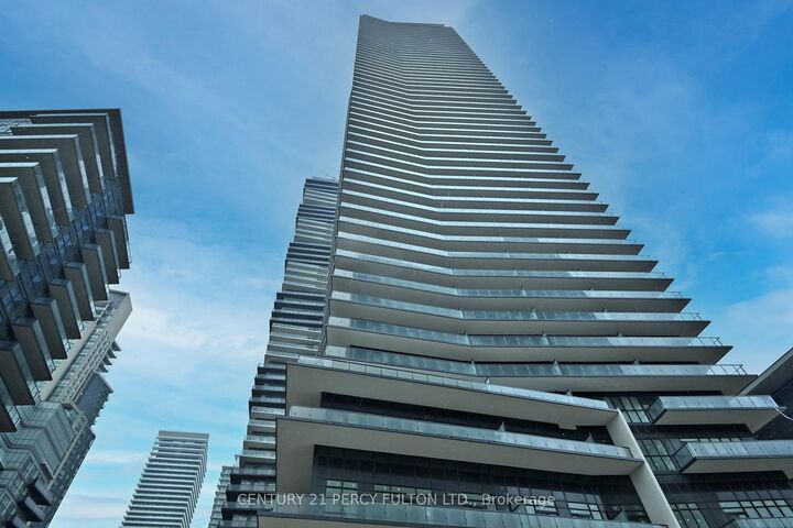 Property Photo:  38 Annie Craig Drive W 1907  ON M8V 0G9 