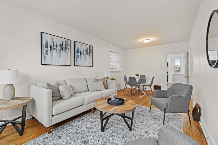 Photo de la propriété:  661 Rubidge Street  ON K9H 4G2 