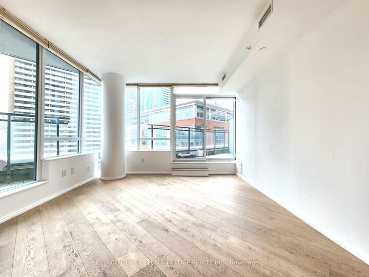 Photo de la propriété: 45 Charles Street E 701 ON M4Y 1S2