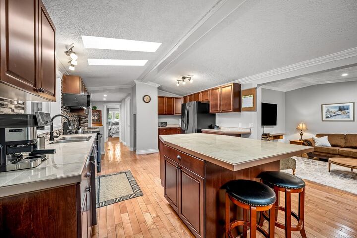 Property Photo: 1941 Burdyny Rd BC V9M 3Z9