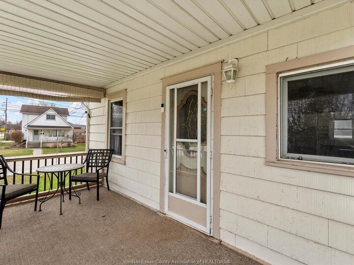 Property Photo:  290 Sacred Heart Drive  ON N9J 1S9 