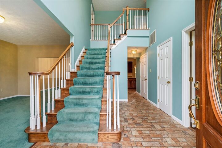 Property Photo:  372 Indian Ridge Drive  PA 15108 