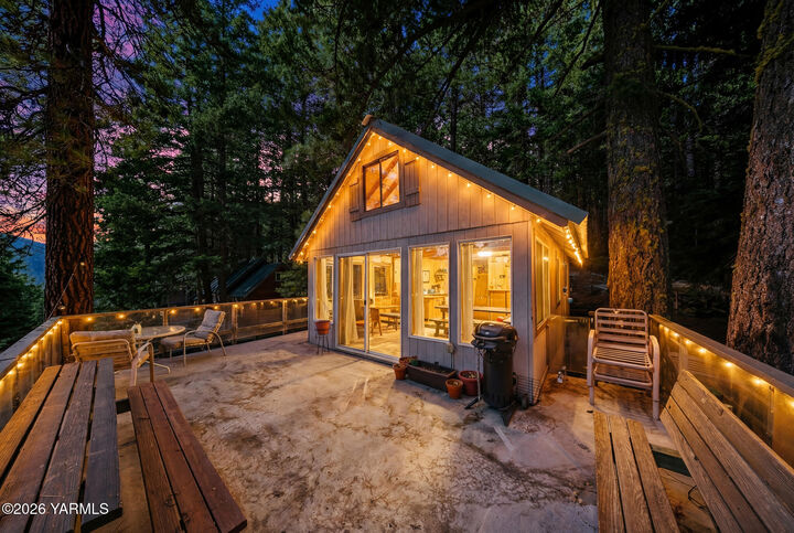 Property Photo: 35941 US-12 Hwy WA 98937