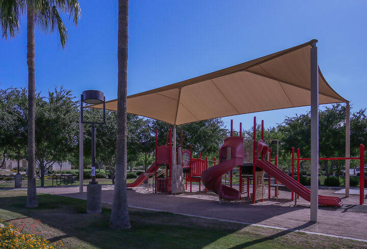 Property Photo:  1384 S Heron Lane  AZ 85296 