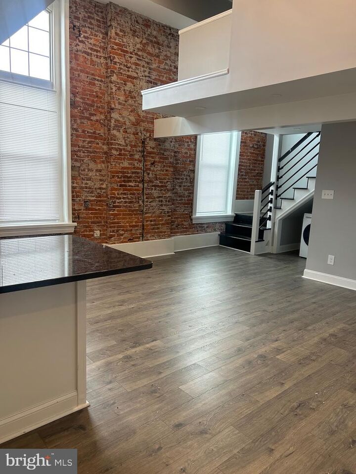 Property Photo:  13 N 4th Avenue 8  PA 19468 