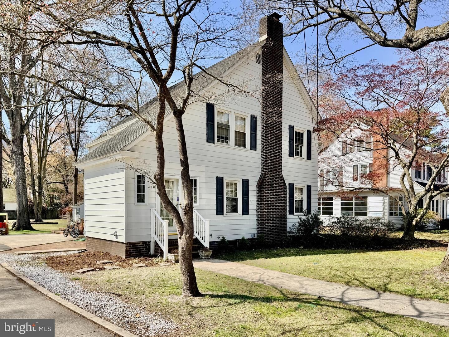 Property Photo: 420 Pinehurst Avenue MD 21801