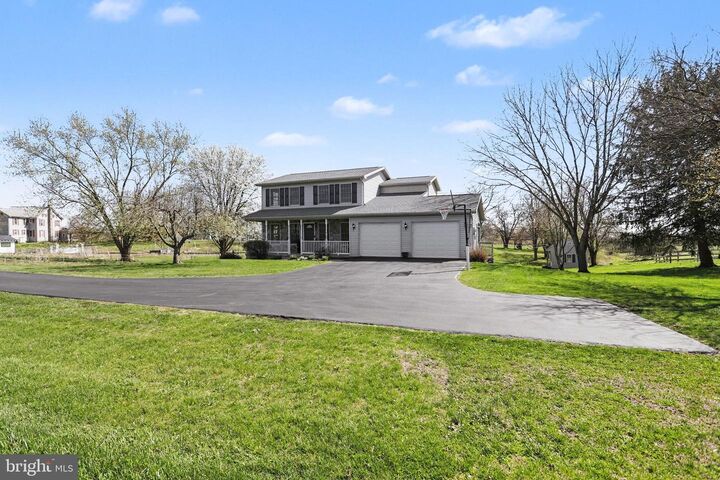 Property Photo: 950 Piketown Road PA 17112