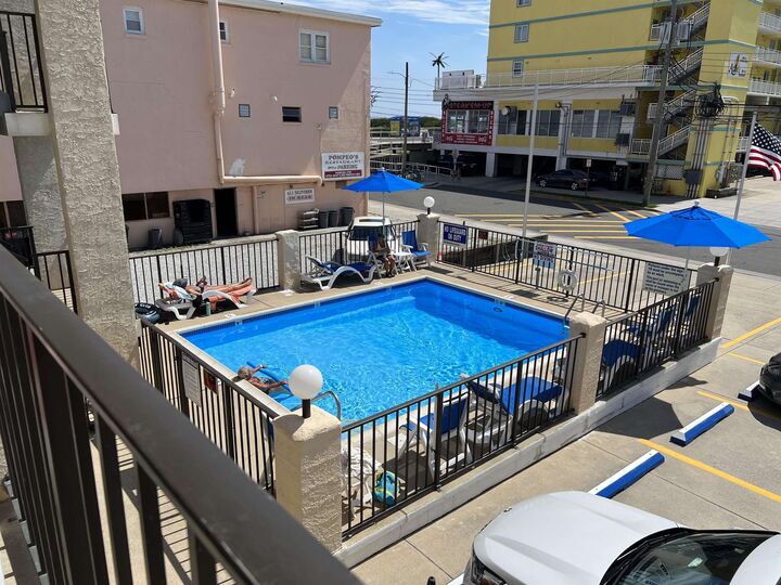 Property Photo: 513 E 17th NJ 08260