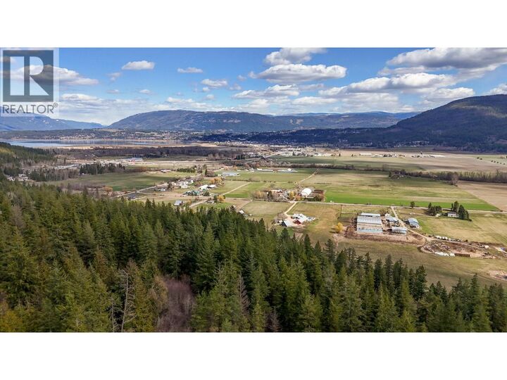 Property Photo:  1600 60 Street Southwest  BC V1E 3B3 