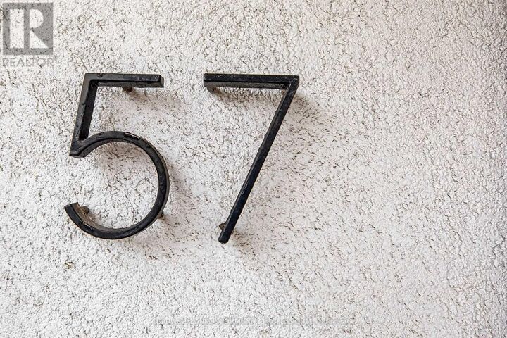 Property Photo:  57 Steven Street  ON L8L 5N4 