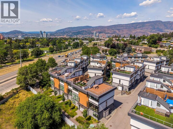 Property Photo: 1515 Highland Drive North 29 BC V1Y 0C9