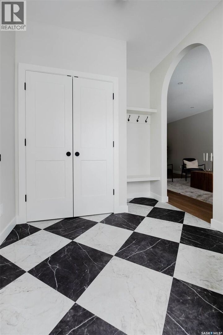 Photo de la propriété:  2808 Fleury Street  SK S4N 2M4 