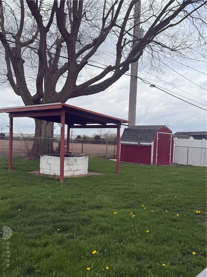 Property Photo:  2000 Edge Street  OH 45356 