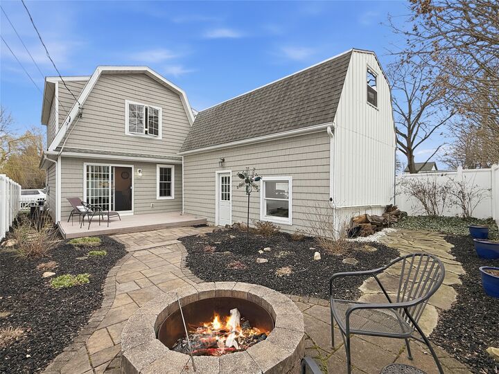 Property Photo:  123 Peach Street  PA 16412 