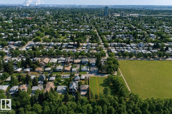 Property Photo: 9209 96 Street NW AB T6C 3Y5